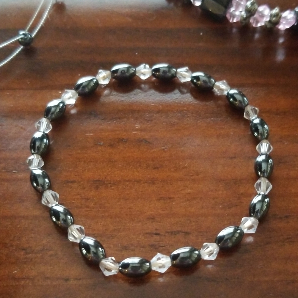 Jewelry bundle - Picture 3 of 4